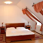 Scarlet Trenčín