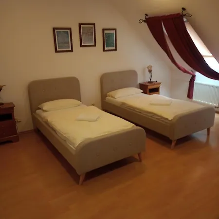 Maison d'hôtes Scarlet 3*