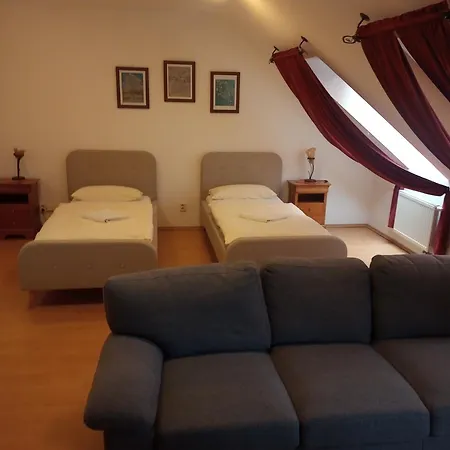 Scarlet 3* Trenčín
