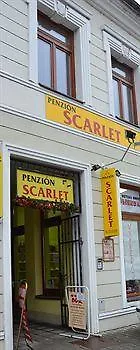 Scarlet Pensión 3*